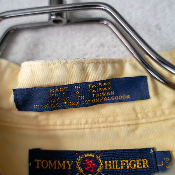 1990s 'TOMMY HILFIGER' collar less border shirt