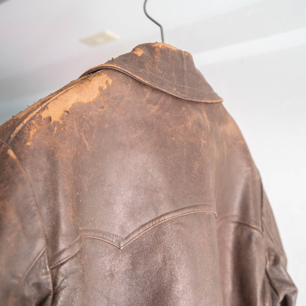 around 1970s France brown color leather coat -with belt- 'good damage'