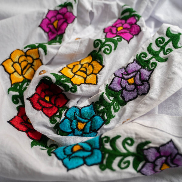 1990-00s white cotton flower embroidery short sleeve shirt