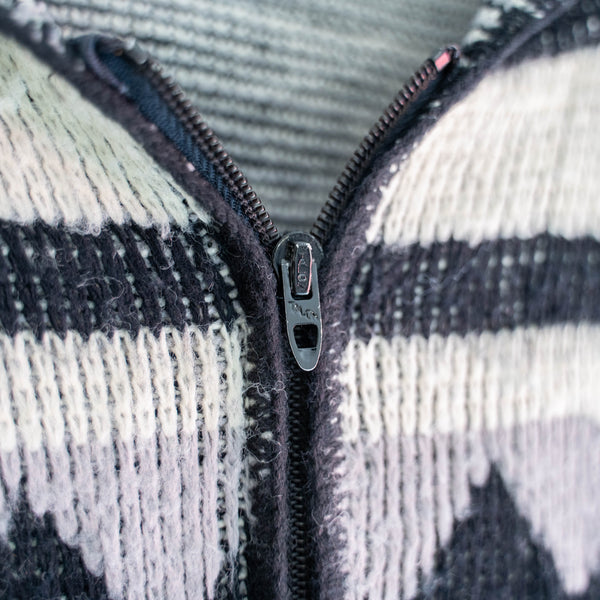 1970-80s white × black native pattern knit poncho