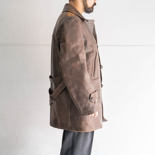 around 1970s France brown color leather coat -with belt- 'good damage'