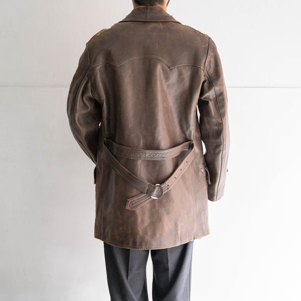 around 1970s France brown color leather coat -with belt- 'good damage'