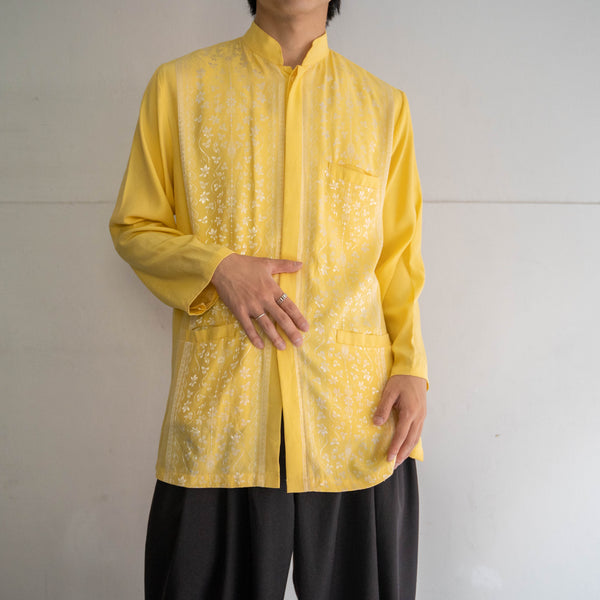 1990s yellow poly design stand collar shirt