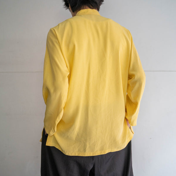1990s yellow poly design stand collar shirt