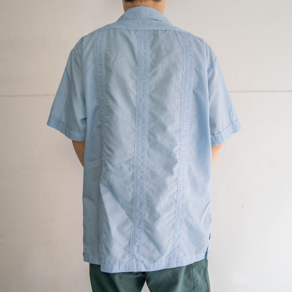 1970-80s light blue cuba shirt -strange pattern-