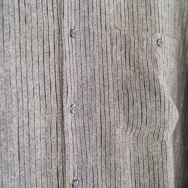 2000s Italy gray based stripe printed shirt