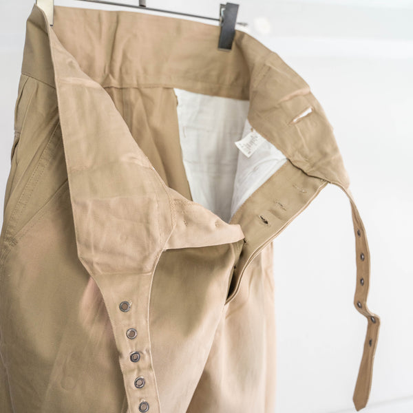2000s beige gurkha shorts 'dead stock' -british military type-