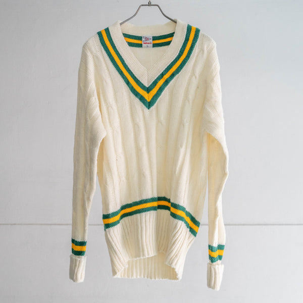 around 1990s white color  preppy like V-neck acrylic Knit