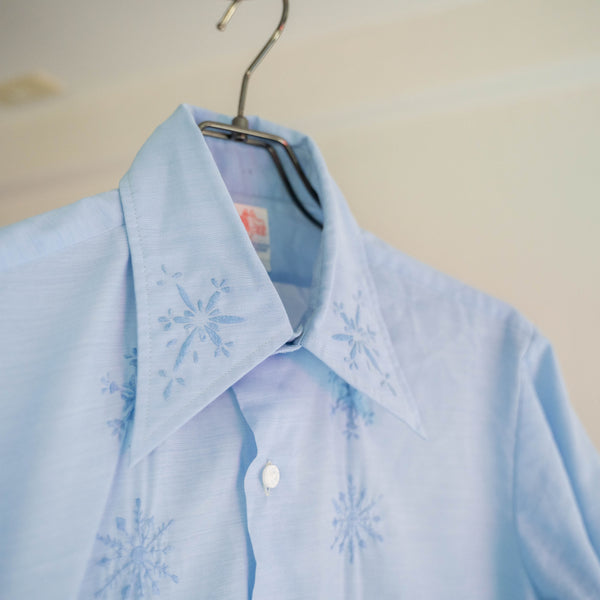 1970s light blue cuba shirt -hand embroidery-