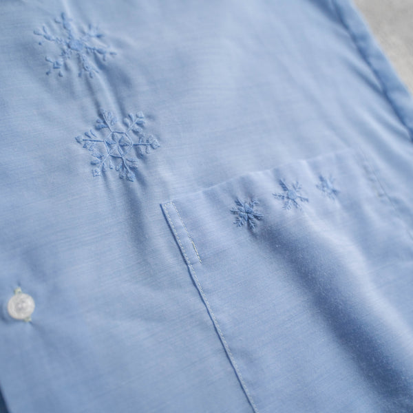 1970s light blue cuba shirt -hand embroidery-