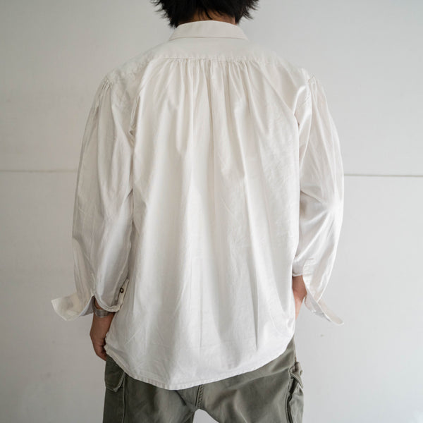 around 1970s Europe white linen shirt -antique look-