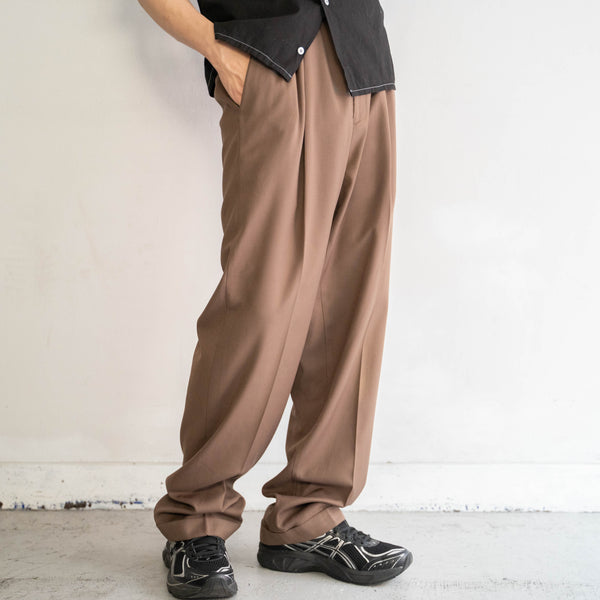 1990s light brown two tuck slacks