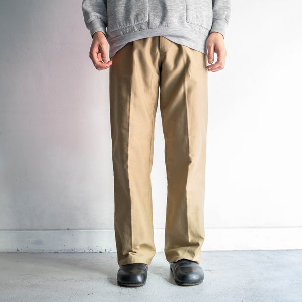 1970-80s Italian military beige color one tuck right weight moleskin work pants 'dead stock'