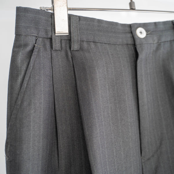 1990-00s dark gray poly × rayon two tuck stripe slacks