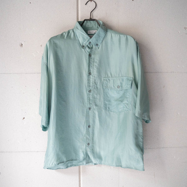 around1990s 'remake' pale green all silk short sleeve shirt