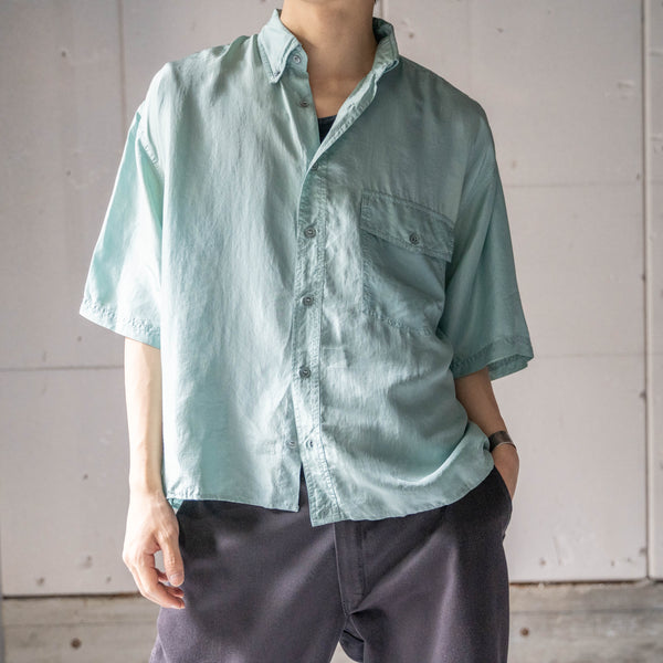 around1990s 'remake' pale green all silk short sleeve shirt