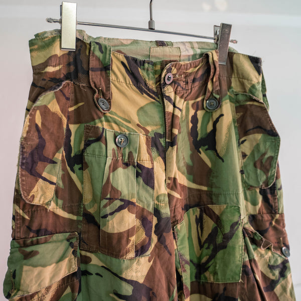 around 1980s British military camouflage cargo pants with magazine pocket -1