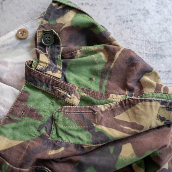 around 1980s British military camouflage cargo pants with magazine pocket -2