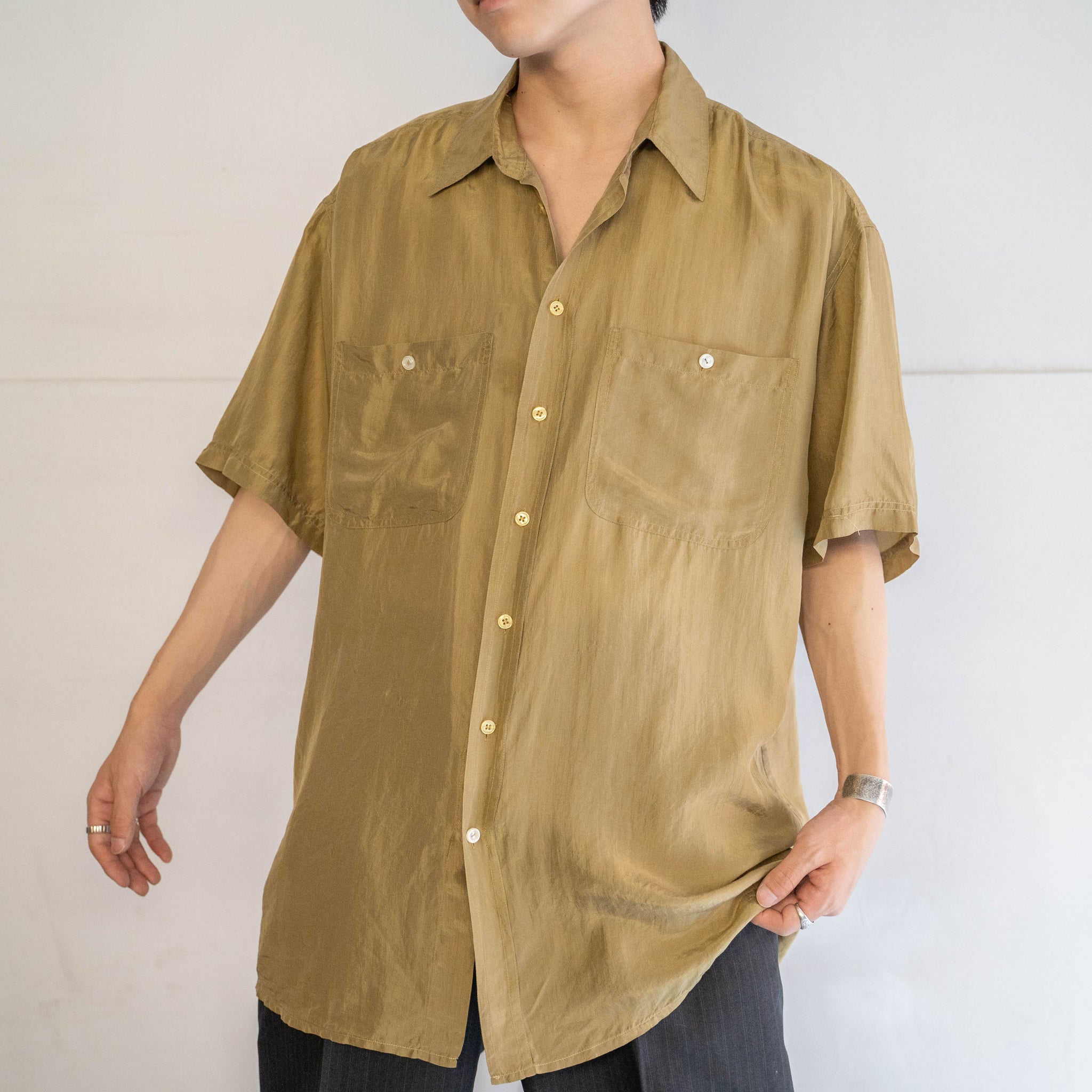 1990s mastered yellow silk 100 short sleeve shirt
