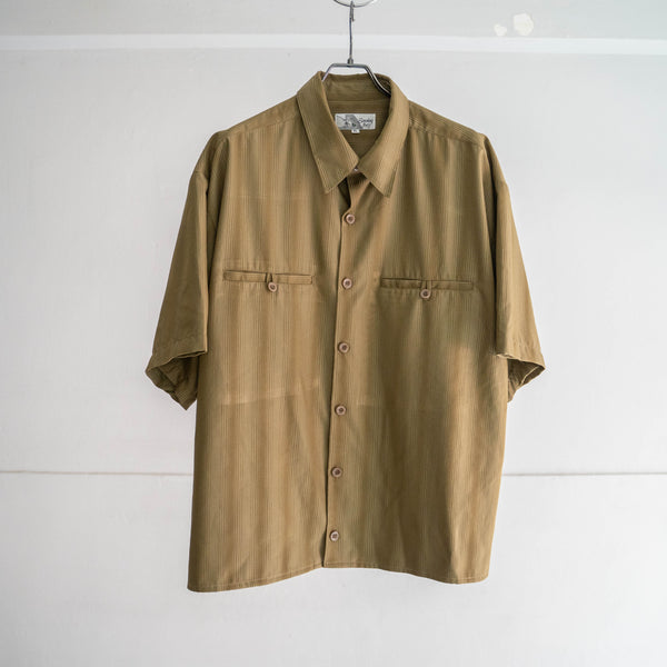 2000s beige stripe poly 100 short sleeve shirt -remake-