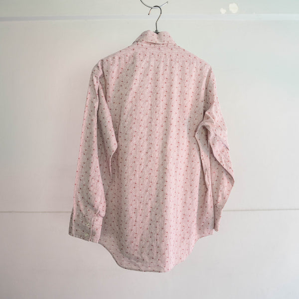 1970s USA salmon pink all over pattern shirt -good fabric-