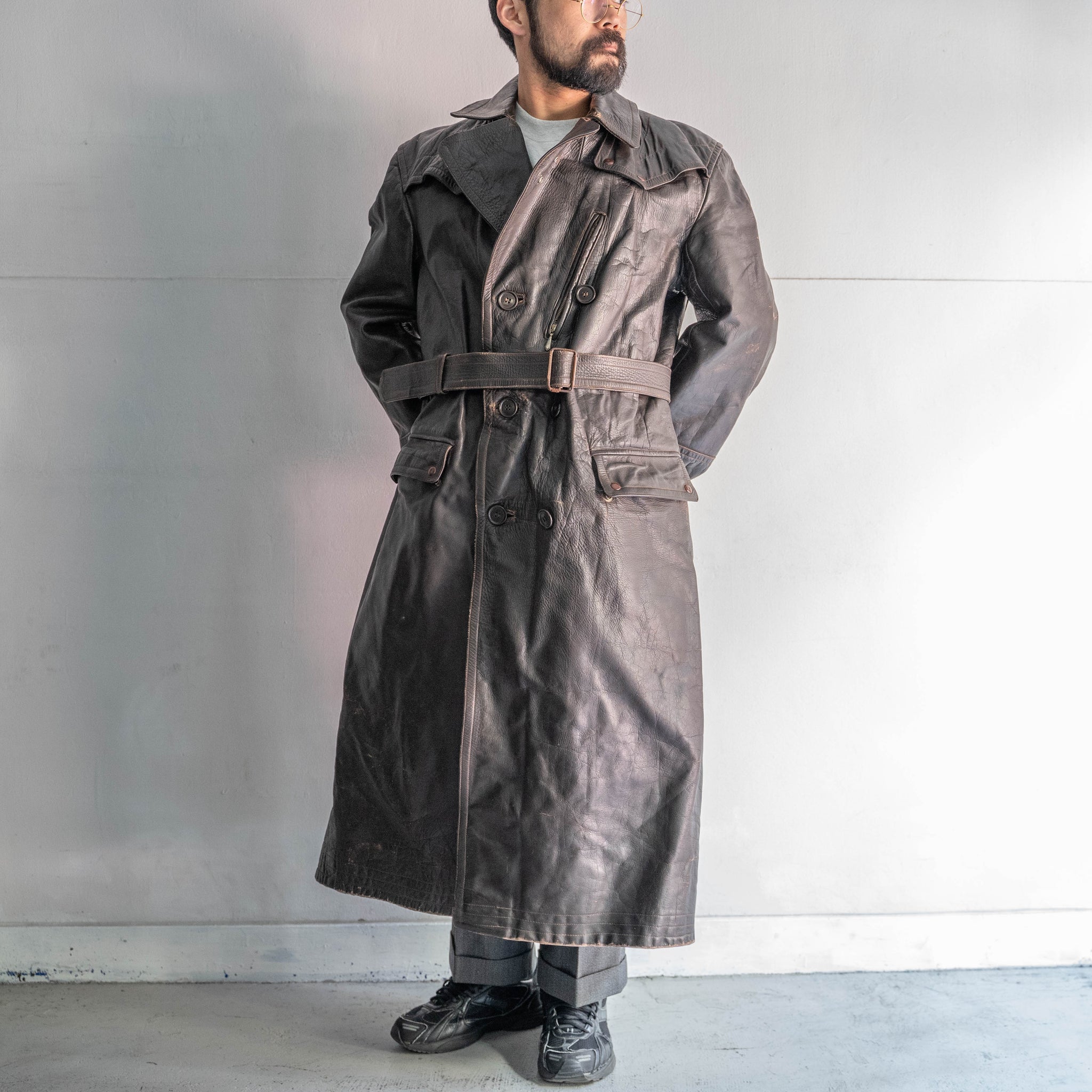 around 1950s French dark brown color motor cycle leather long coat