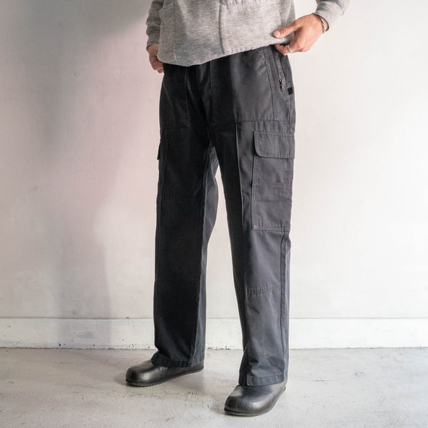 2000s British police black color tech cargo pants 'used'