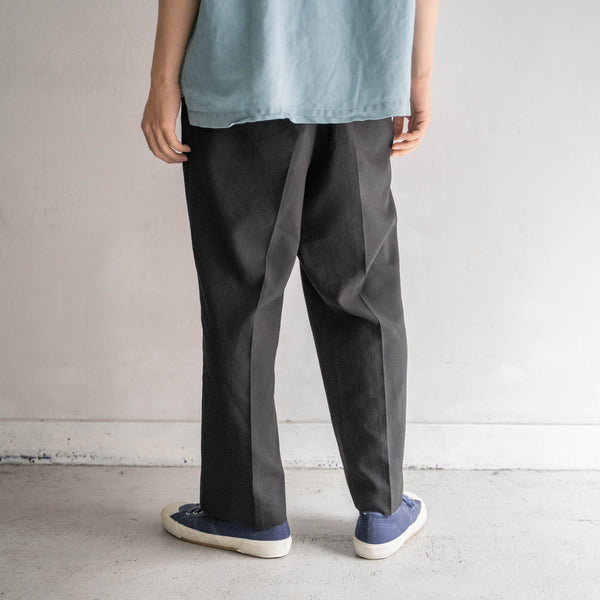 1990s black poly 100 light weight slacks