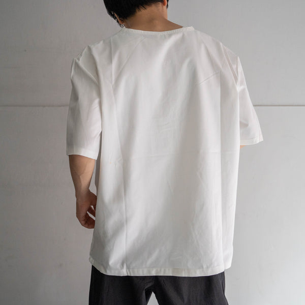 1980s Italian military cotton 100 v neck shirt 'dead stock'