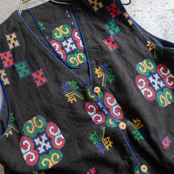 1980-90s black ethnic pattern vest