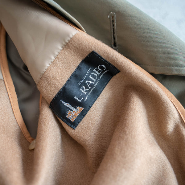 around 1980s Japan vintage TAMAMUSHI trench coat with belt