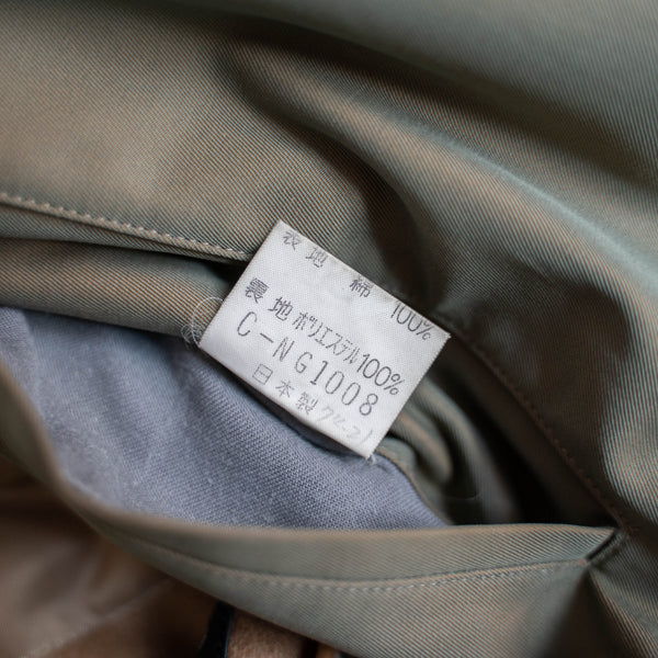 around 1980s Japan vintage TAMAMUSHI trench coat with belt