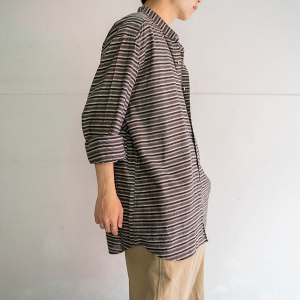 1990-00s gray based multi stripe stand collar shirt