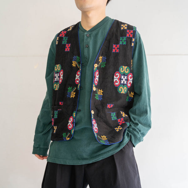 1980-90s black ethnic pattern vest