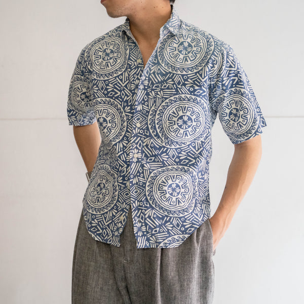 2000s ethnic like pattern short sleeve shirt 'remake'