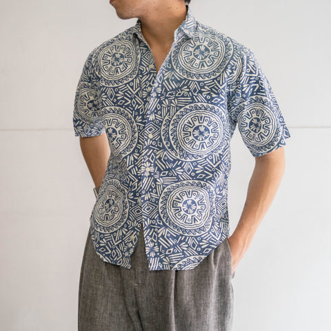 2000s ethnic like pattern short sleeve shirt 'remake'