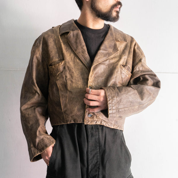 around1980s super short length brown leather jacket -good fade-