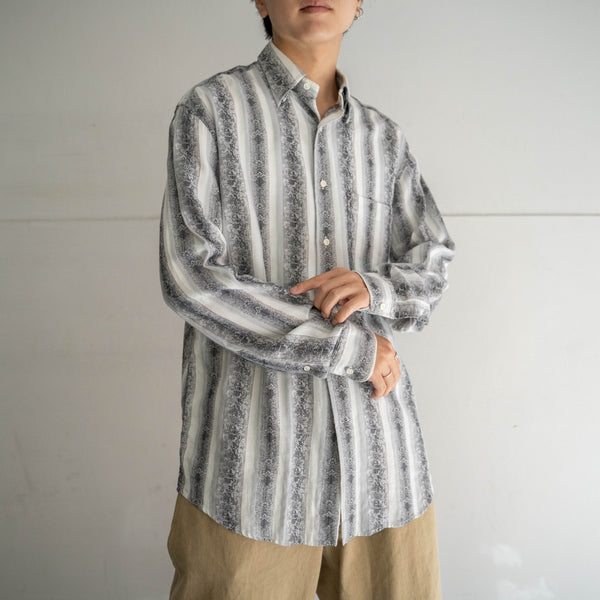 1990s Italy black × white weavy stripe shirt