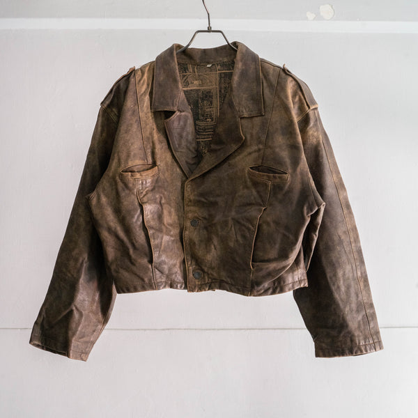 around1980s super short length brown leather jacket -good fade-