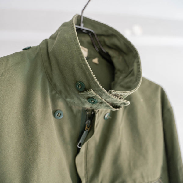 2000s German police light green work jacket -double zip-