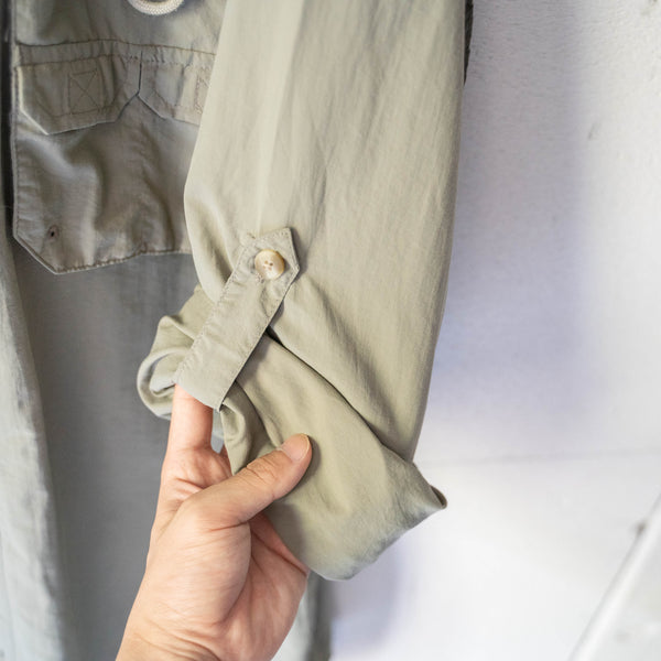 1990s light olive color nylon fishing shirt