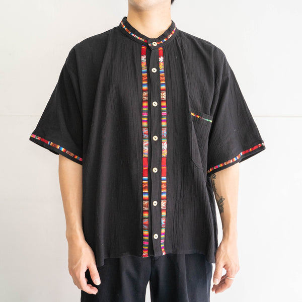 around 1990s black color short sleeve shirt -sarape design-