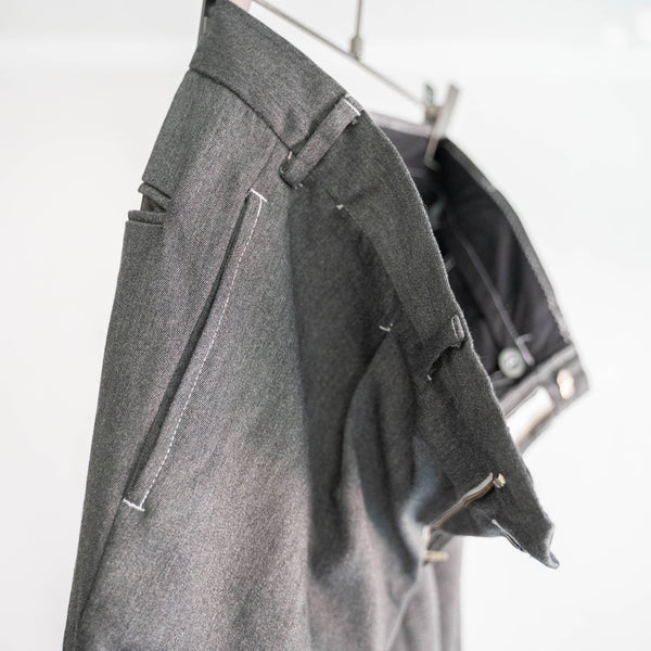 2000s Italian military one tuck gray slacks -black dyed-