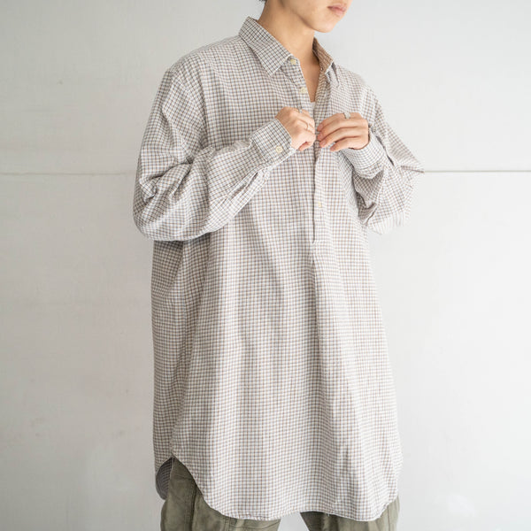 1980s Europe white based check grandpa shirt