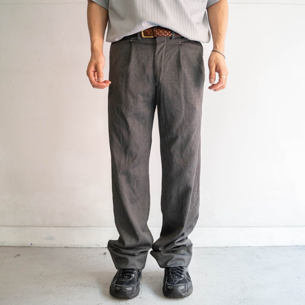 2000s Italian military one tuck gray slacks -black dyed-