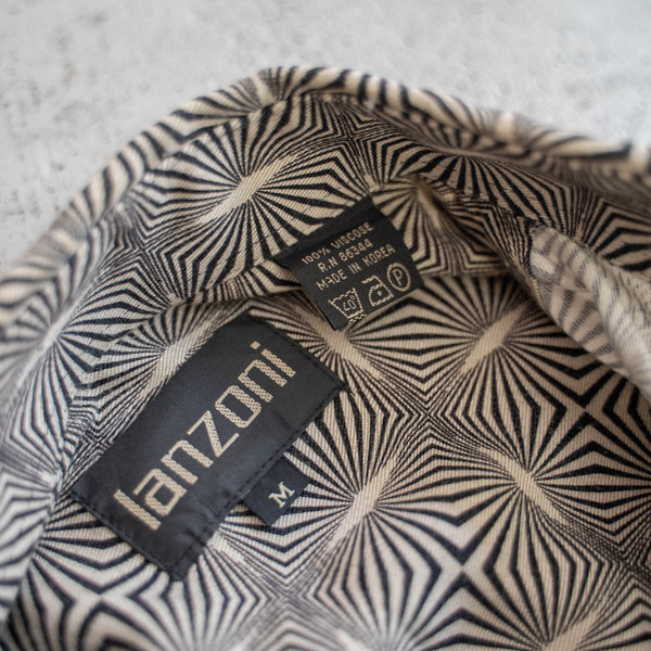 1990s white × black geometric pattern l/s shirt
