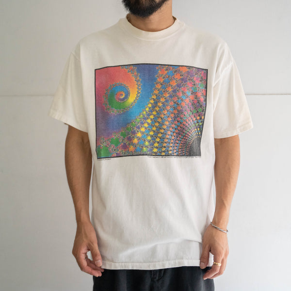 1990s white color art on fractal  T-shirt 'made in USA' -single stitch-