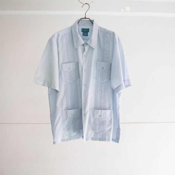 2000s light blue cuba s/s shirt