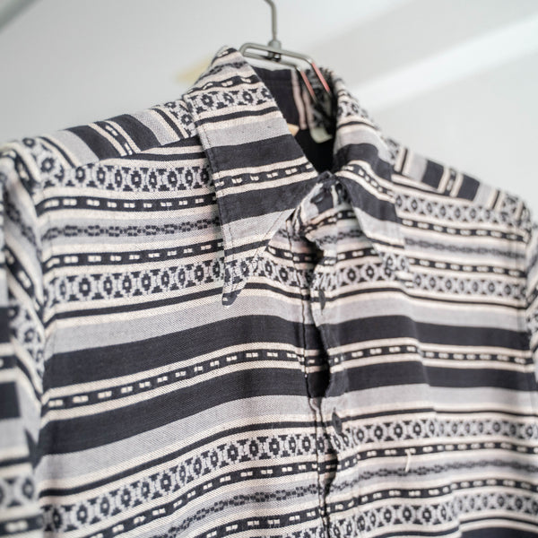 1990s black × white native pattern pull over shirt