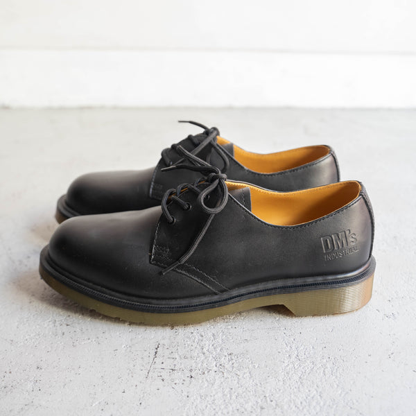 2000s 'Dr.Martens' black color leather shoes -3 hole- 'dead stock'